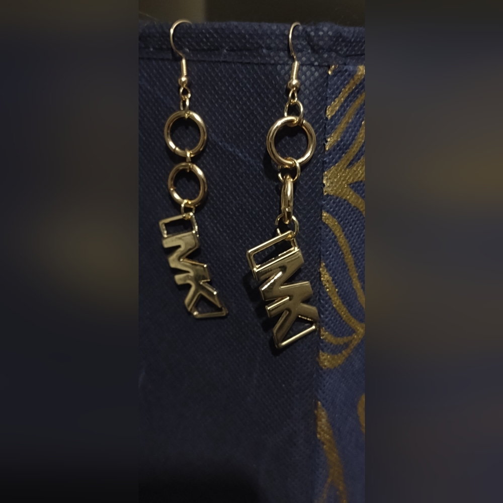 Michael Kors Dangle Drop Earrings